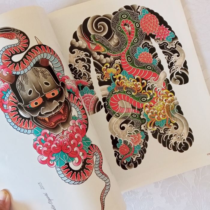 Livro de tattoo / tatuagem - Oriental Livro de tatuagens/ tattoo - Oriental volume 4- desenhos e pinturas