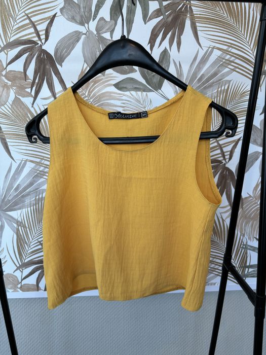 Літні, яскраві сукні, костюми