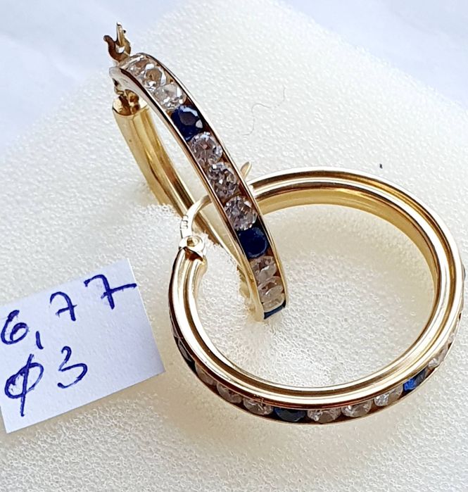 Продам золотые серьги-конго