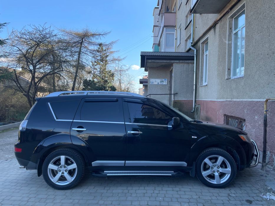 Mitsubishi outlander