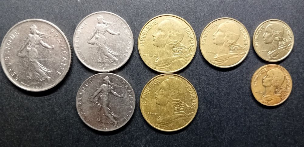 Coleção completa de moedas e notas antigas portuguesas e estrangeiras - Monarquia, República, escudos e notas