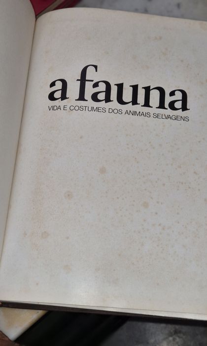 Livro antigo A Fauna