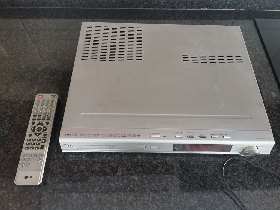 Vendo Leitor DVD LG c/comando