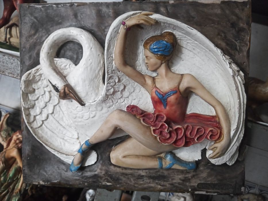 Figura quadro em marfinite