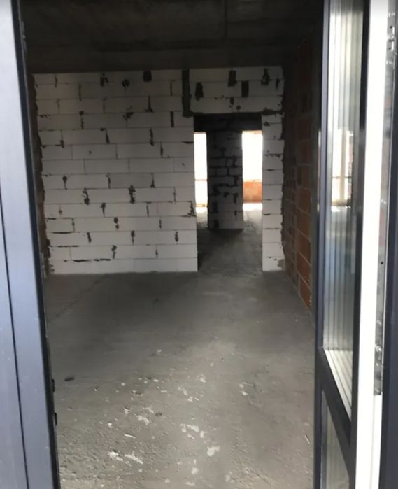 Продаж 2к квартири 71 кв. м на вул. Полковника Д. Нечая