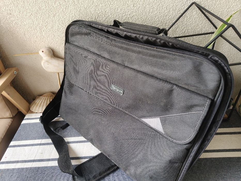Torba na laptopa 16 cali Targus duża pojemna Targus TBT239EU