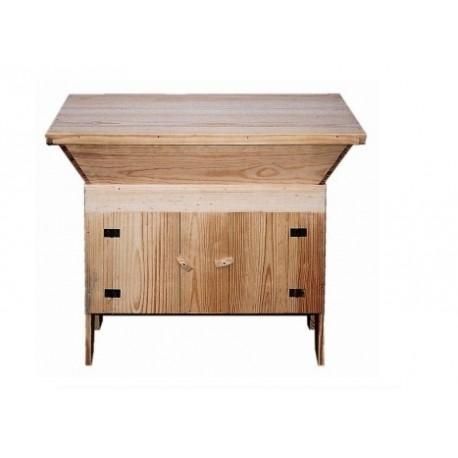 Masseira para pão e móveis rústicos em madeira