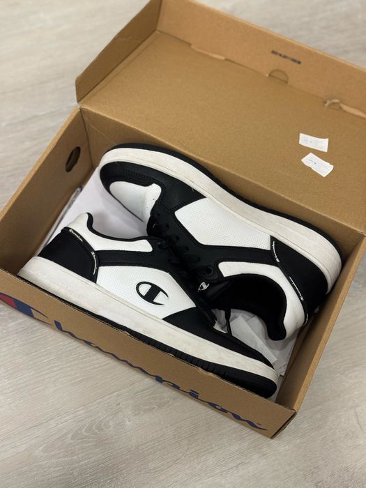 Шкіряні кросівки CHAMPION 39р.