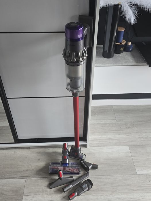 Odkurzacz pionowy DYSON V11 Fluffy Bezprzewodowy