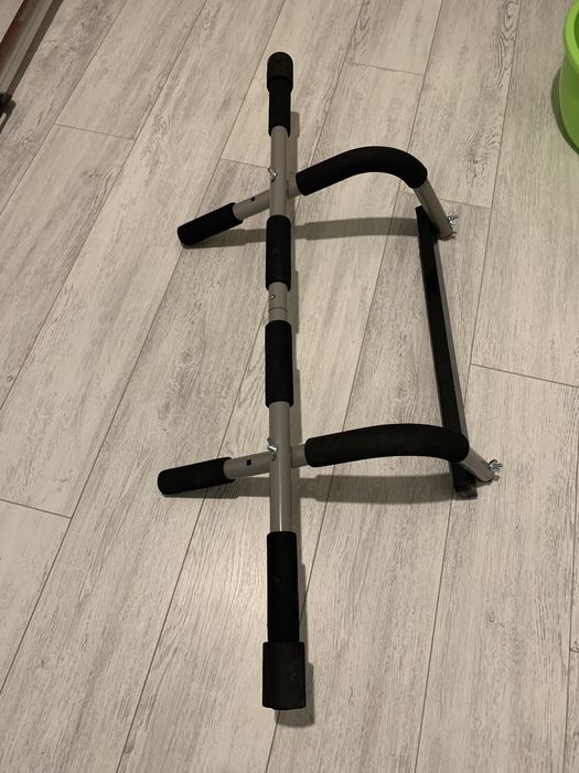 Турник для квартиры