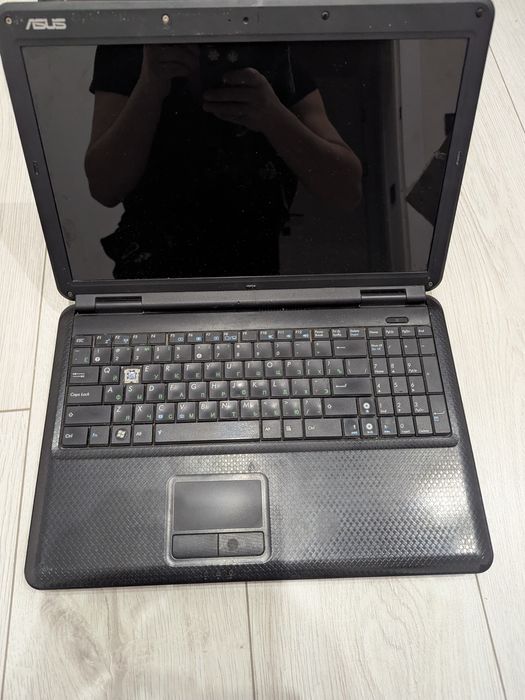 Ноутбук Asus k50c на запчастини матриця материнська плата