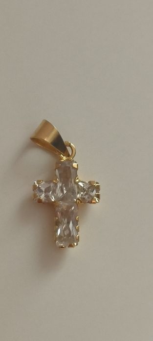 Pendente cruz em ouro