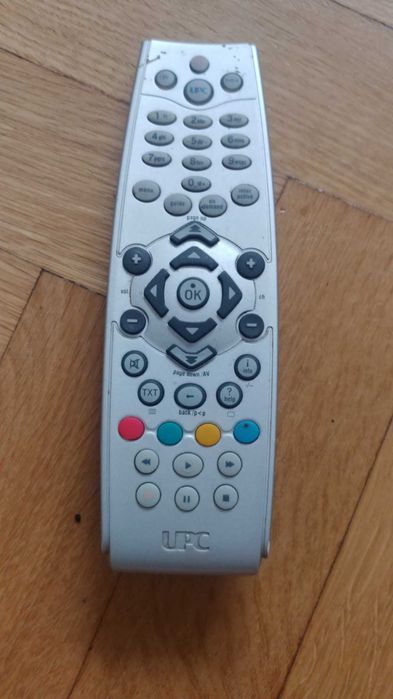 Pilot do dekodera UPC - URC-39880R02 3RC32C-1051