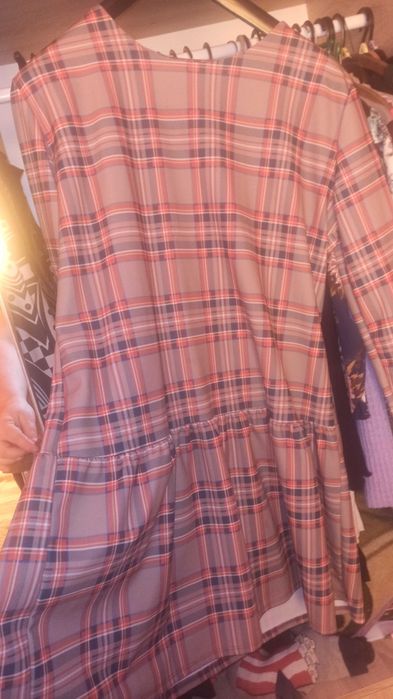 Piękna sukieneczka rozmiar 46