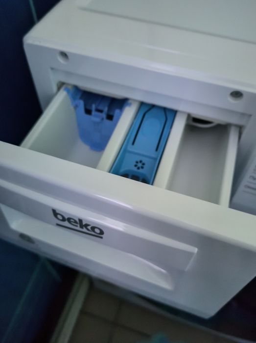Пральна машина BEKO 7 кг ідеальний стан 1000 об/хв повномірна WTE7522X
