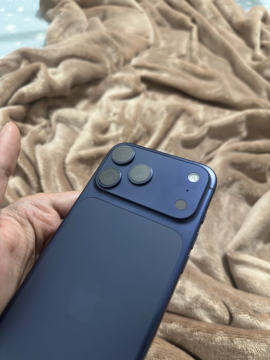 Iphone 17 Pro Max - ainda com garantia