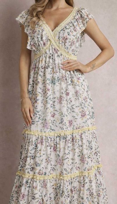 Max Studio LONDOON  sukienka z falbanami maxi w kwiaty, róże