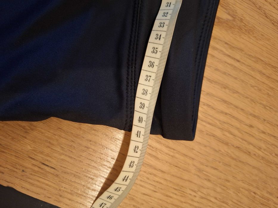 Spodnie sportowe legginsy krótkie roz 40/42