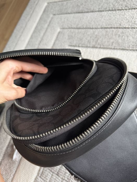 Coach Ethan Pack in Signature Canvas. Слинг. Как новый.
