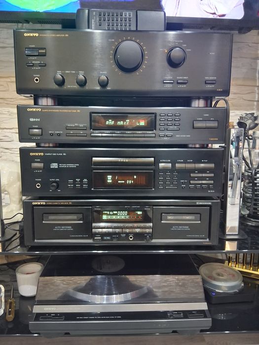 Wieża onkyo z pilotem