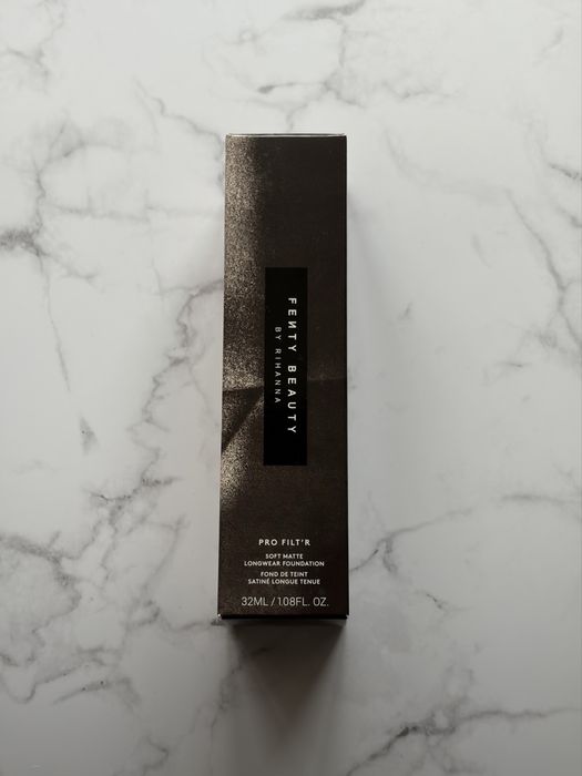 Тональний крем Fenty Beauty Pro Filt'r Soft Matte Longwear Foundation, відтінок 150