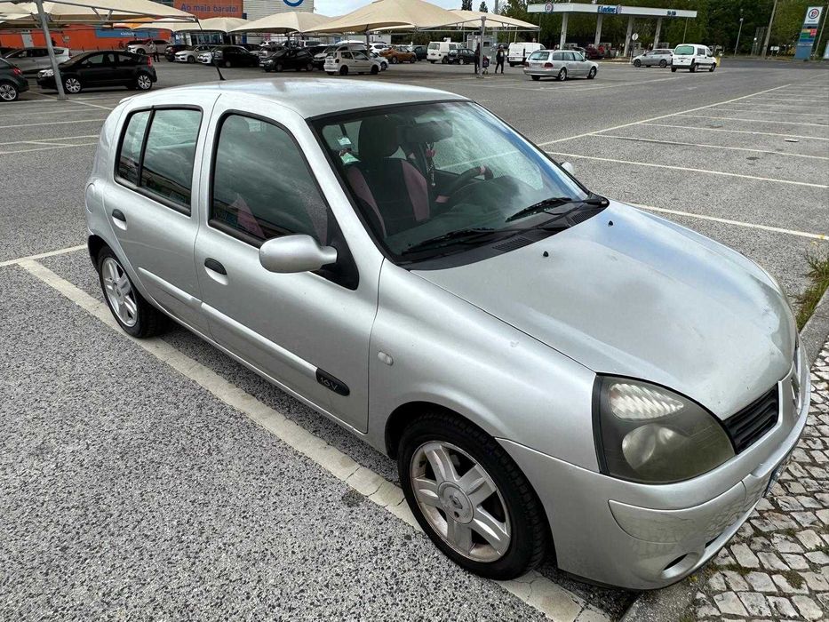 Renault Clio 2005