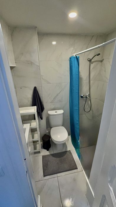 Quarto 02 camas p arrendar em Frente El Corte inglés c despesas incluídas