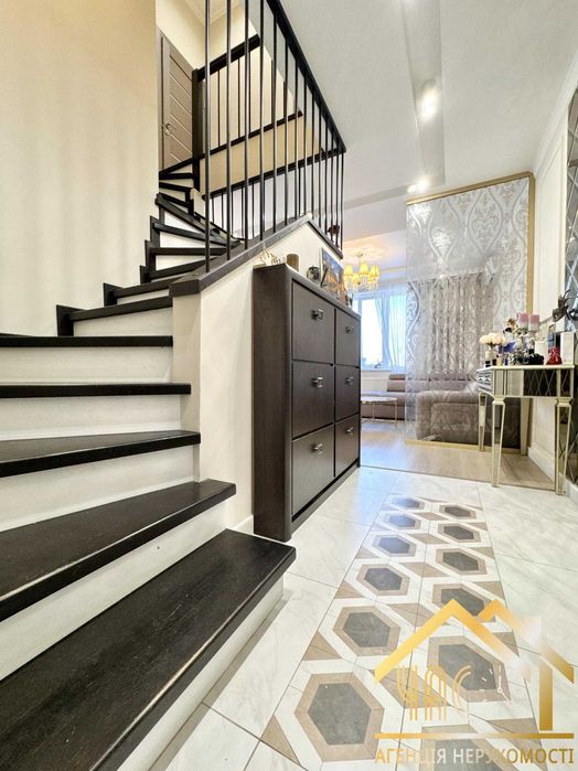 Продаж  БЕЗ КОМІІСІЇ, стильної 3к квартири з ремонтом ПРЕМІУМ класу!