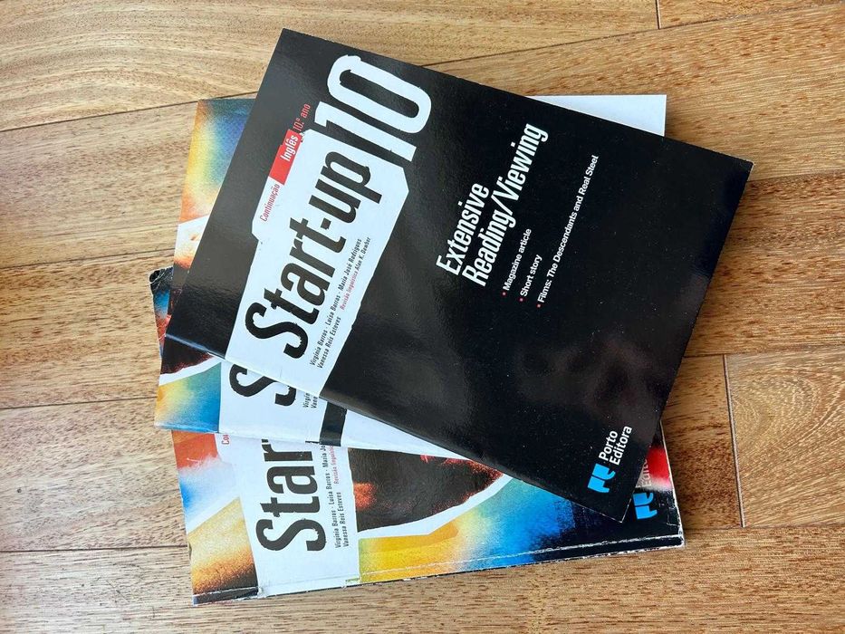 Start-Up 10º ano - Manual escolar Inglês