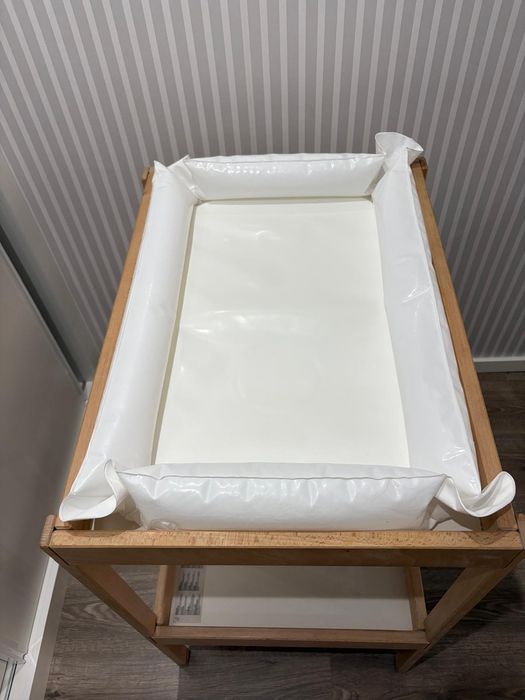 Muda Fraldas Ikea