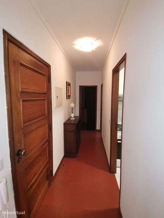 Apartamento T2 com garagem em Coimbra