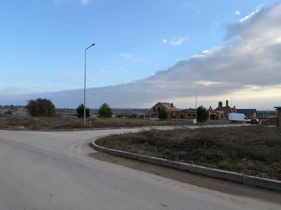 Продаж земельної ділянки "На Щасливому"