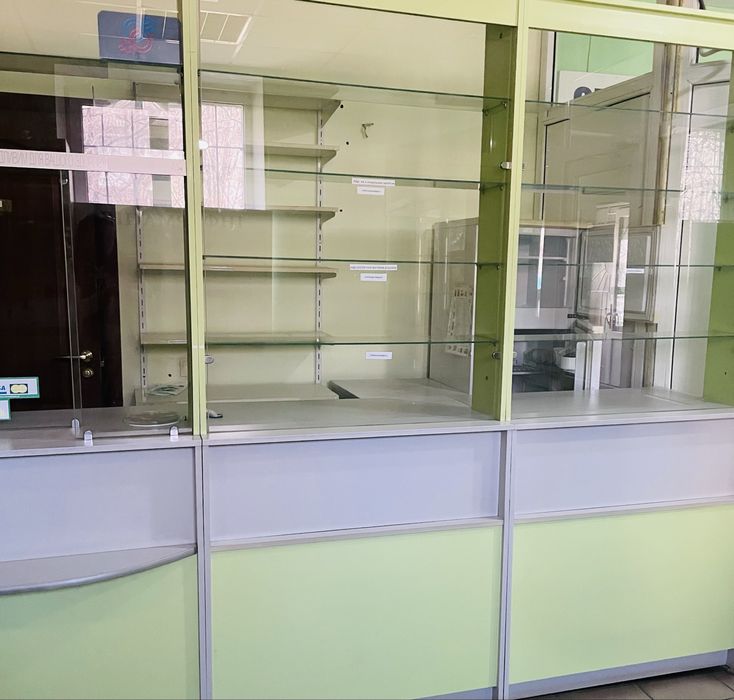 Меблі, шафи, стелажі