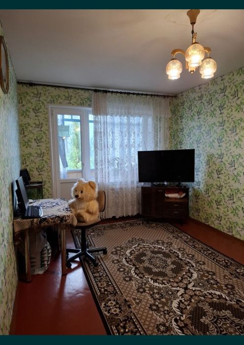 Срочно! Продаётся 2-х комнатная квартира на микрорайоне Солнечный.