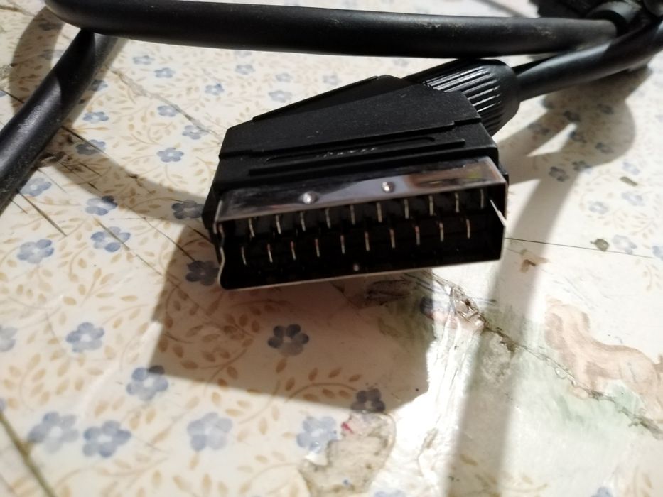 Selling video cable in good condition64283971008515121