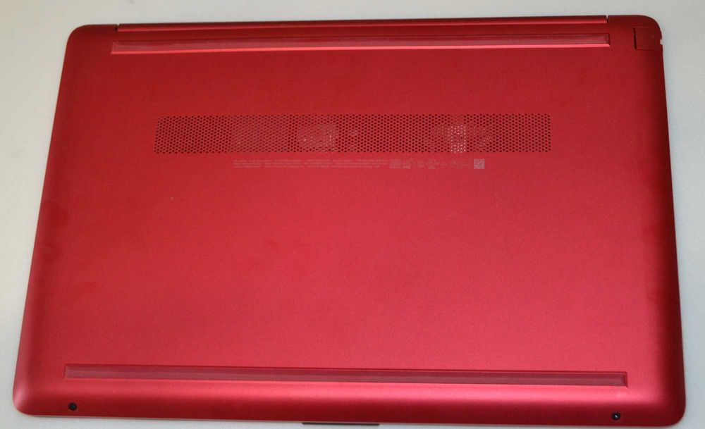 Ноутбук HP Pavilion 15-dw0083wm RED