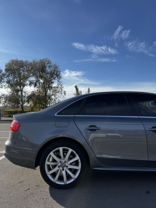 Audi a4 sline 2014