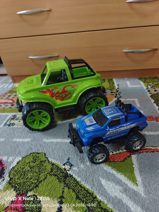 Пожежна машина велика