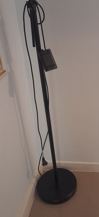 Relogio fundo bordado e projetor 300 w