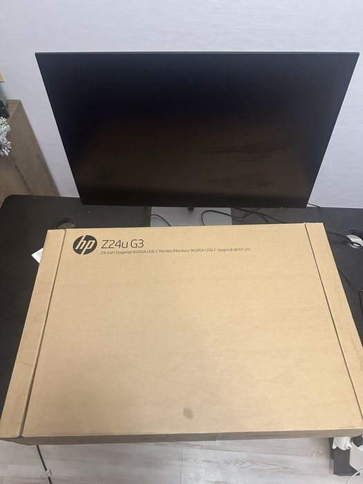 Монітор HP Z24u G3 WUXGA USB-C Display