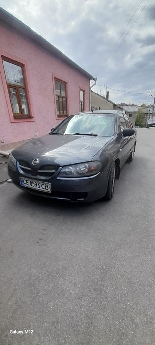 Альмера ниссан 2004р. 1,5 дці. Економне, кондюк  робить.