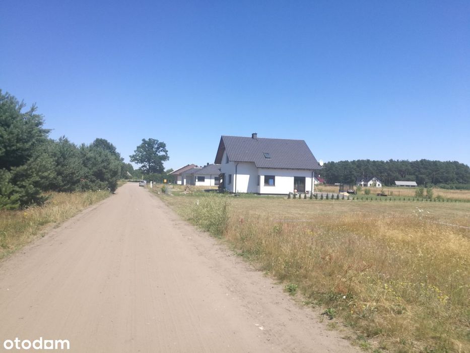 Nowy Tomyśl okolice.Piękna Działka budowlana przy lesie z mediami .