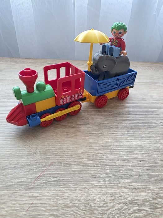 Потяг Lego для малечі
