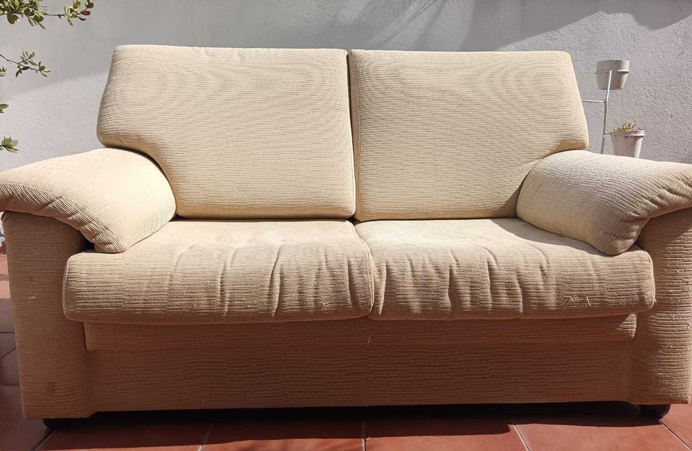 Sofá de 2 Lugares