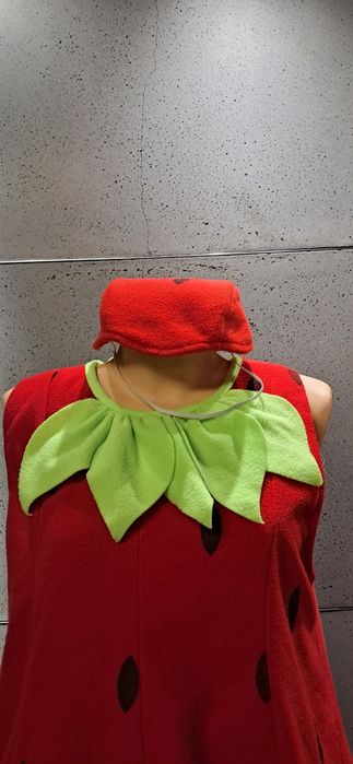 Strój przebranie kostium truskawka