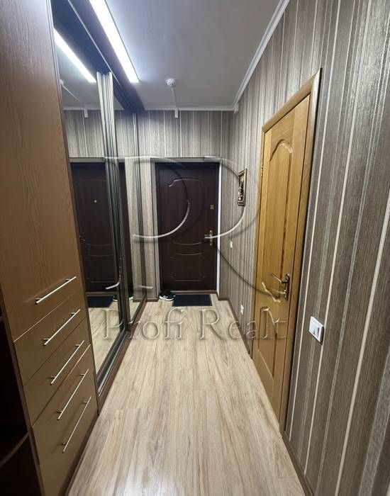 Продаж 1 кімн. квартири вулиця Саперно-Слобідська 24
