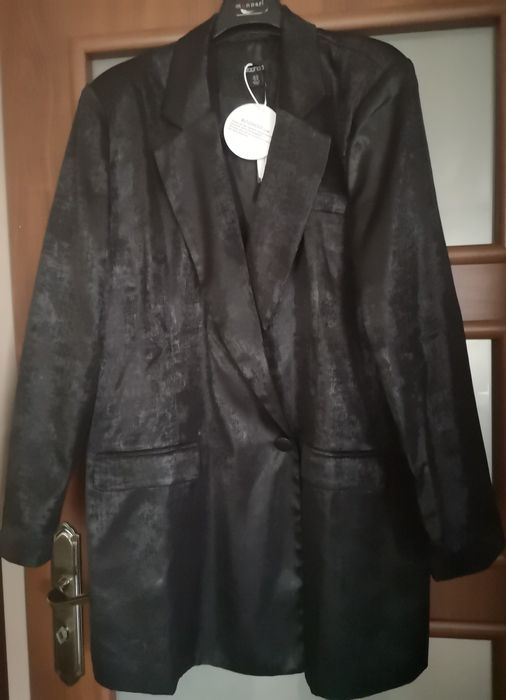 Metaliczna sukienka - żakiet r. 42