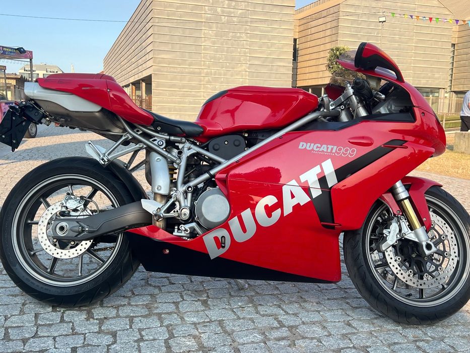 Ducati 999