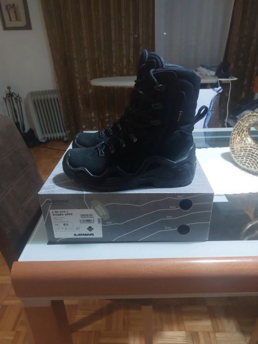 Botas taticas lowa