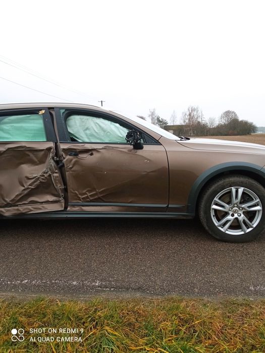 Volvo v90 cross country świeżo sprowadzony